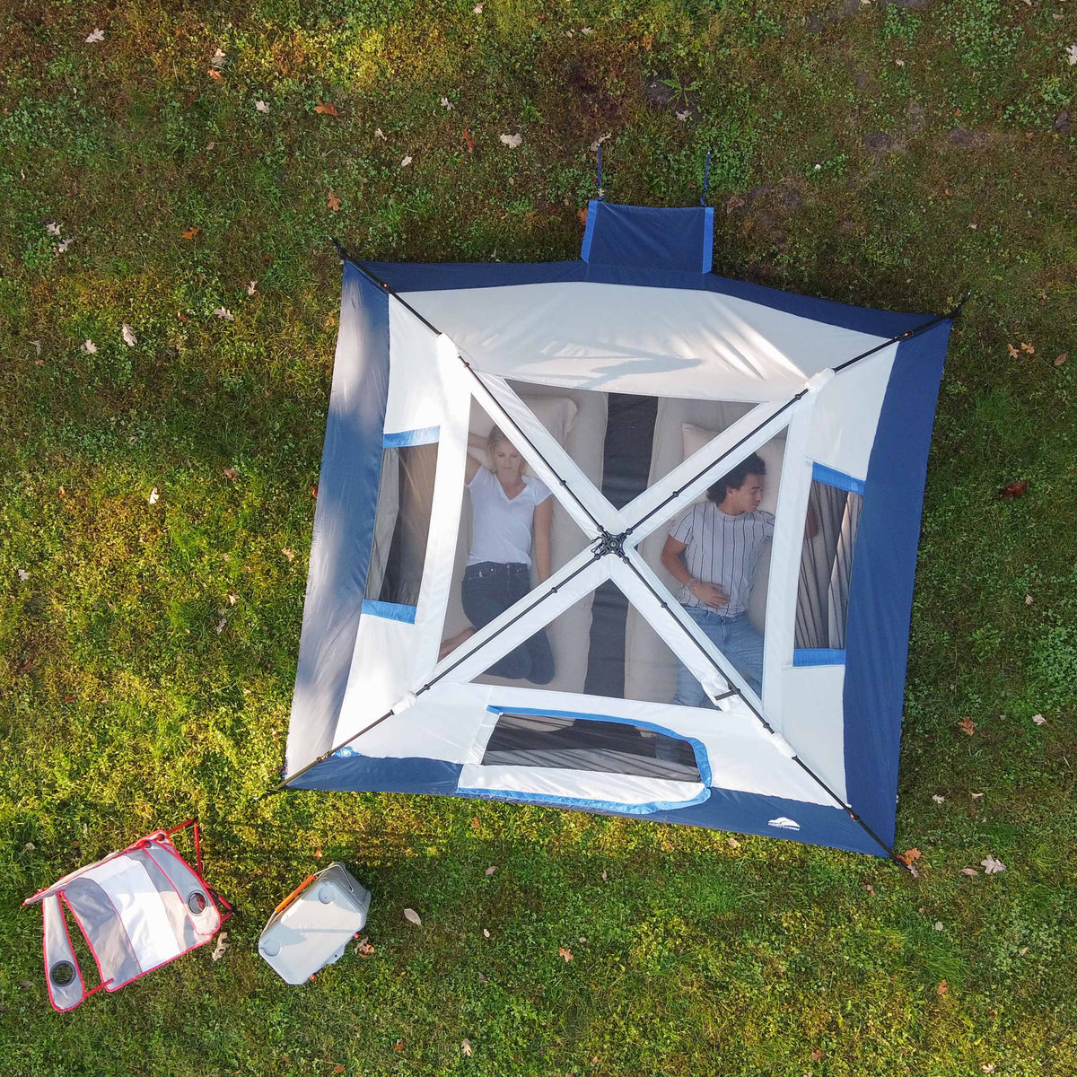 6-Person Instant Cabin Tent with LED Lighted Hub H527
