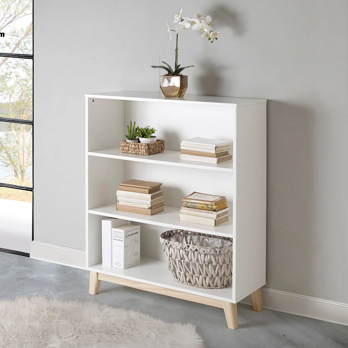 48" H Tall 3-Shelf Bookcase D572